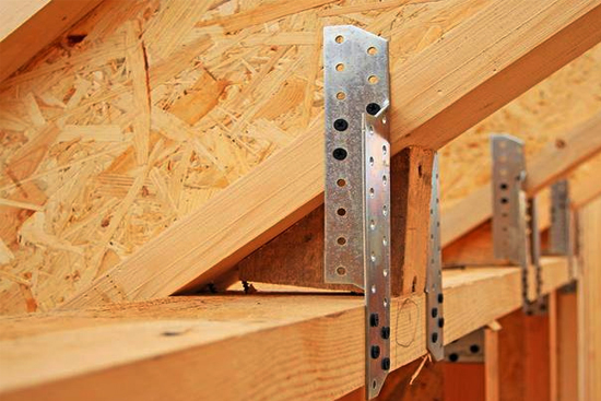 Будівельні кріплення й опори